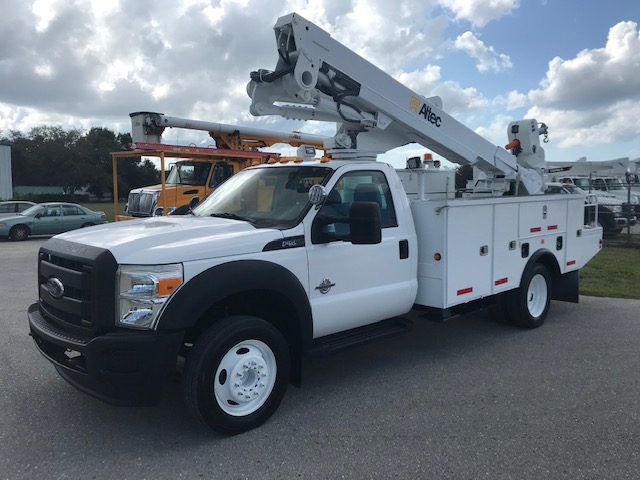 Bucket Forestry Trucks | Used Boom Trucks | CentecEquipmentSales.com